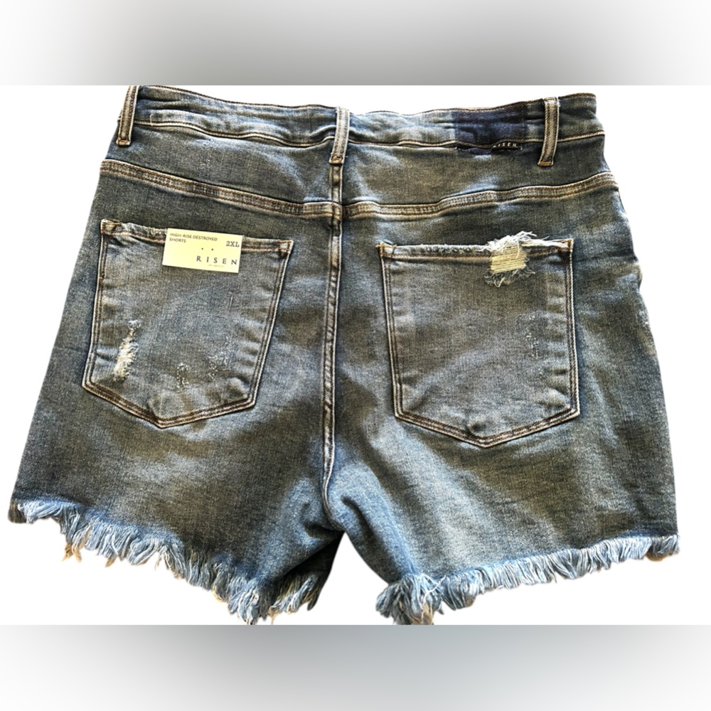 NWT Risen Denim High Rise Destroyed Shorts - Size 2XL - Picture 3 of 6